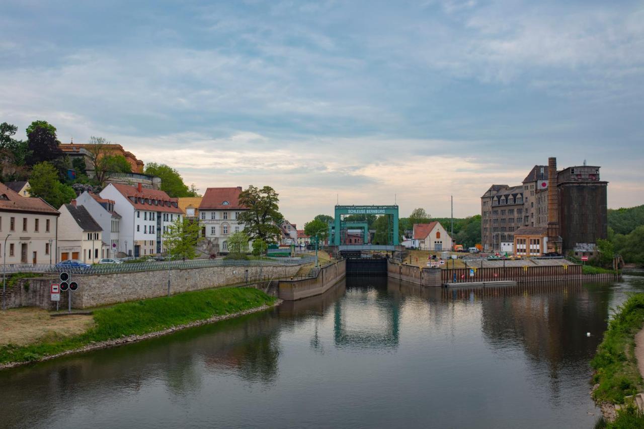 Sl'Otel Im Parforcehaus Bernburg Exteriér fotografie